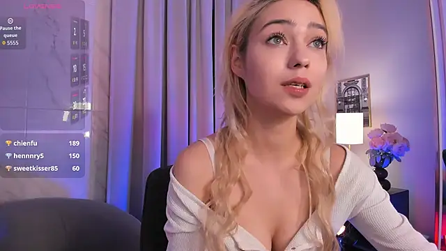 Chatroom XXX en direct de AlysiaSun_