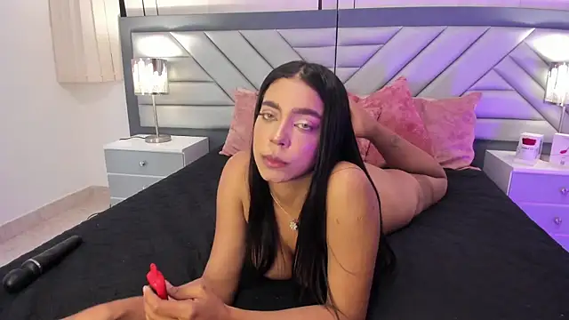 Chatroom XXX en direct de HannaStele