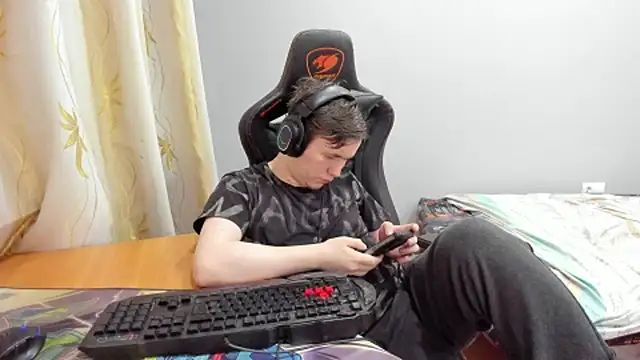 iliaskrisloven Live XXX chat