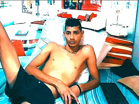 Он лайн чат XXX IndianSavageMale