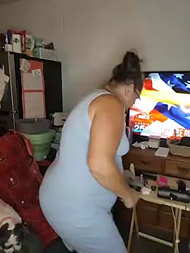 SexyNikki6969 即時 XXX 聊天