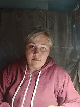 Chat XXX ao vivo de Silen-mi