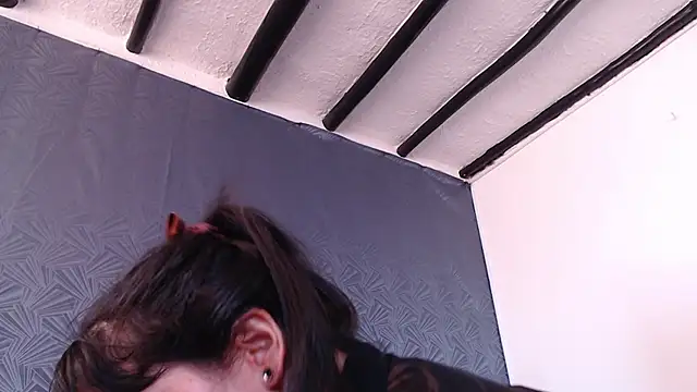 XXX chat uživo modela Freyja_eter