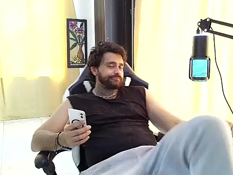 XXX chat uživo modela aronmiller404