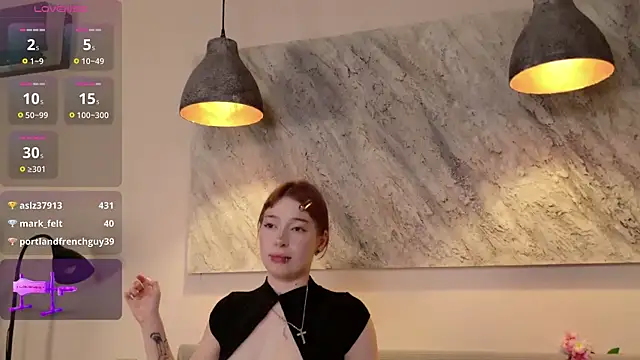 Nicolle_moors 现场XXX聊天