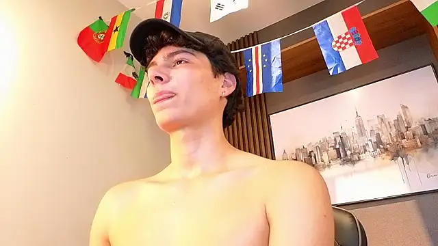 Esteban_Firen Live XXX chat