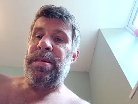 stud2512's Live XXX Chat