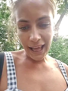 Živý XXX chat Keli_Jessi