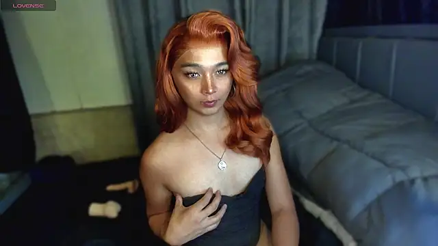 TrinityFucksYou Chat XXX in diretta