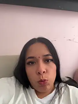 Chatroom XXX en direct de Nisha_jazz
