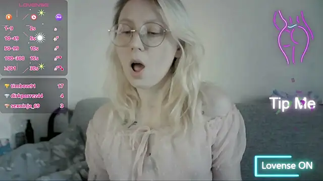 NaozuQAce Chat XXX live