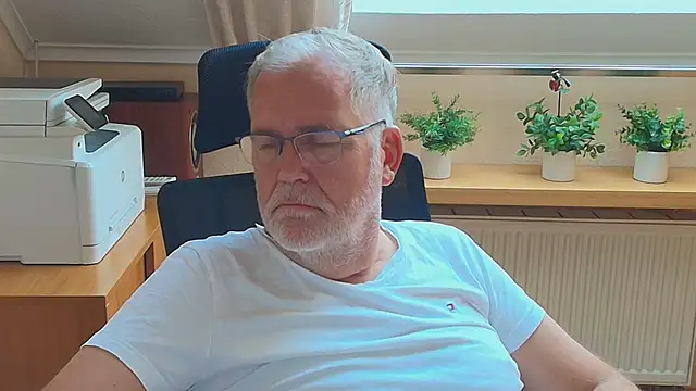 subbear1968's Live XXX Chat