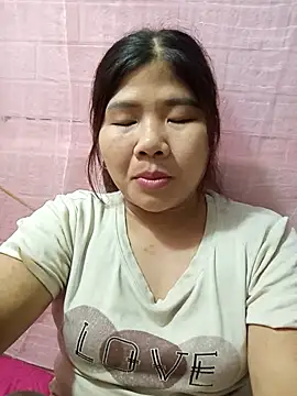 Seoi_kiee লাইভ XXX চ্যাট