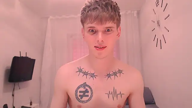 Fredd_Xanders Live XXX-chat