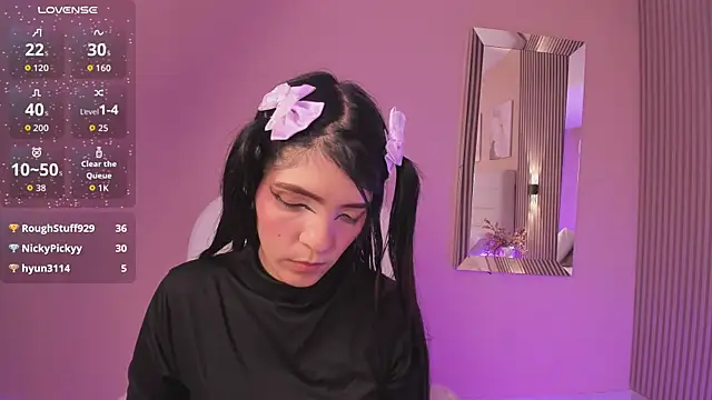 LisaLain's Live XXX Chat