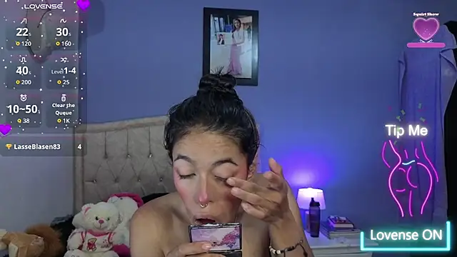 stephania_t Adlı Modelin Canlı XXX Sohbeti