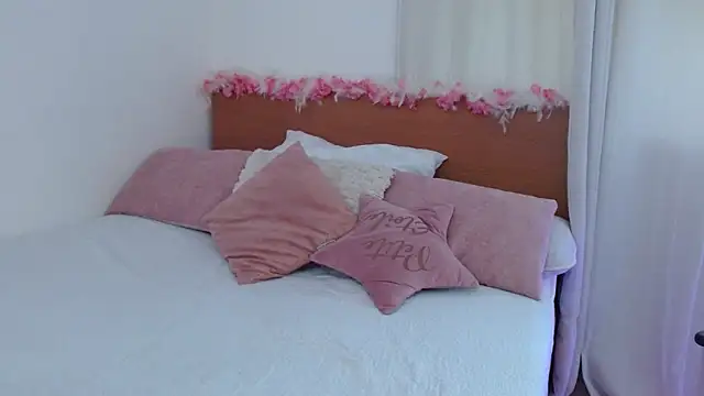 Chat XXX en directo de lucy_luu_