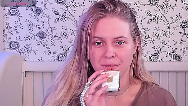 AngelAnty Live XXX-chat