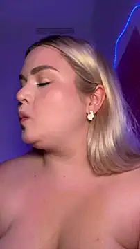 April_Vancee Live XXX-Chat