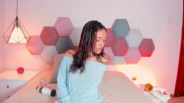 צ'אט XXX בשידור חי של FreyaCameron