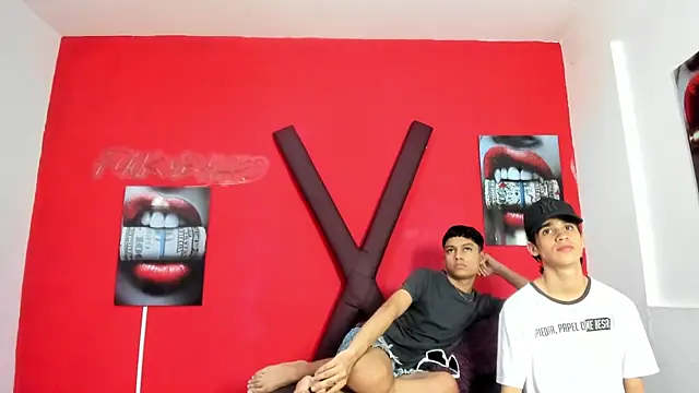 KING_LOVERS1 Live XXX-Chat