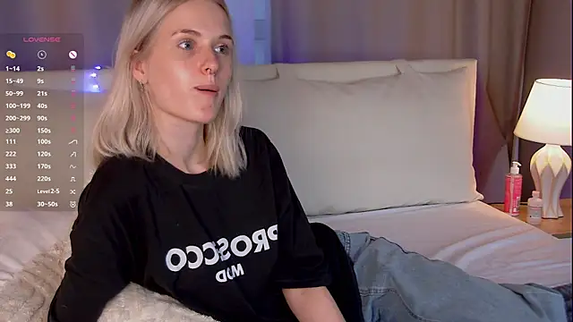 LizzyCrown Live XXX-Chat