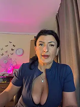 Chat +18 de Hotangel75 ao vivo