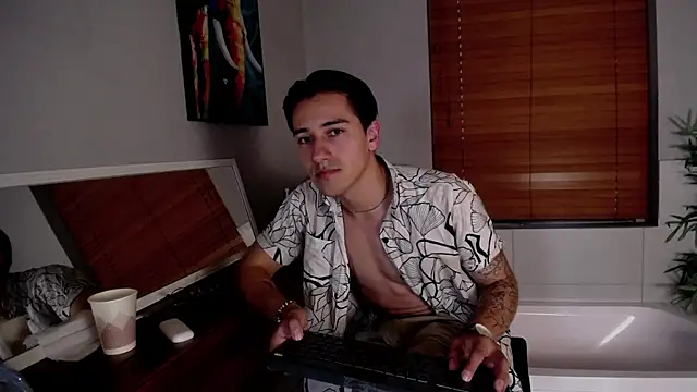Andy_Joy_ Chat XXX live