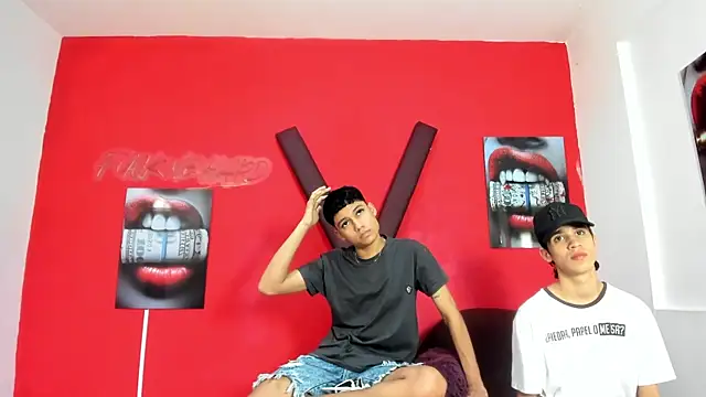 Chat +18 de KING_LOVERS1 ao vivo