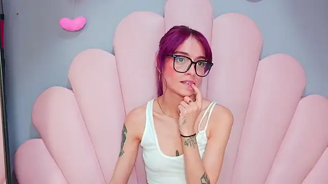 luci_miller Chat XXX live