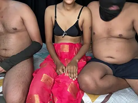 Czat XXX na żywo – Sassywildcouple_