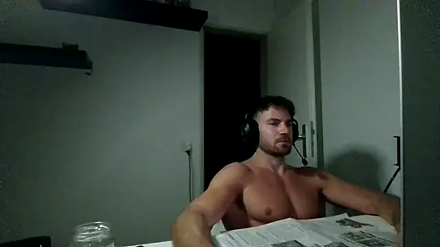 alpha-hunk Live XXX-Chat
