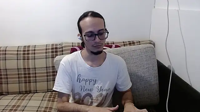 XXX chat uživo modela cholitohermoso