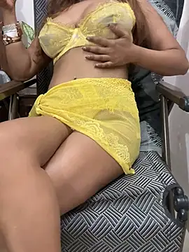 SavageQueen27 élő XXX-chatje