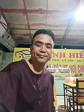 Tinh_love Show Webcam