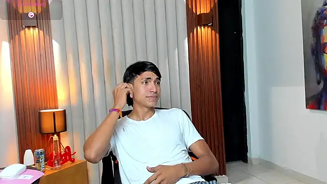 myke_tucker live XXX chat