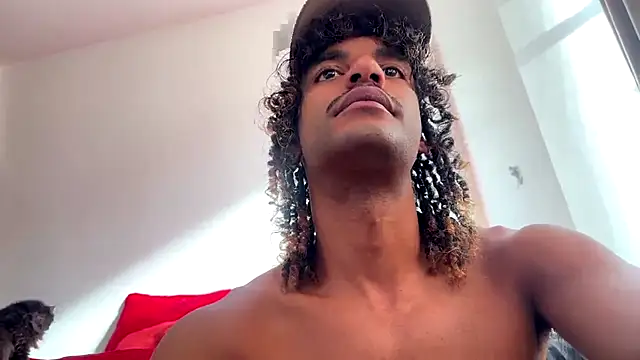 Chat +18 de gerson173Hugo ao vivo