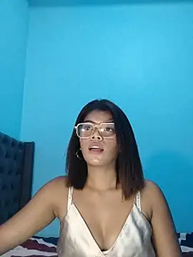 Chatroom XXX en direct de Asian_chicksxx