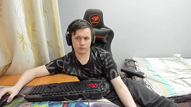 iliaskrislove's Live XXX Chat