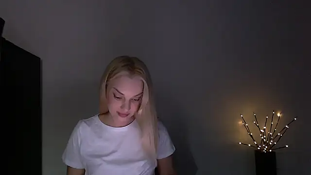 Chatroom XXX en direct de Lia_noo_regrets