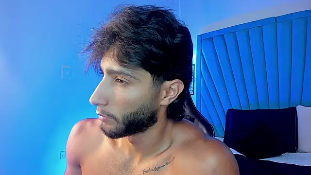 Emmet_CollinsJS Adlı Modelin Web Kamerası Şovu