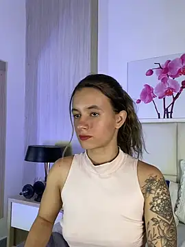 Chatroom XXX en direct de JuliaColemann