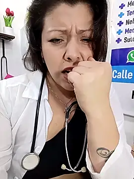 SARA_21-'s Live XXX Chat