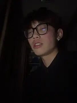 Ethan7063 Obrolan Langsung XXX