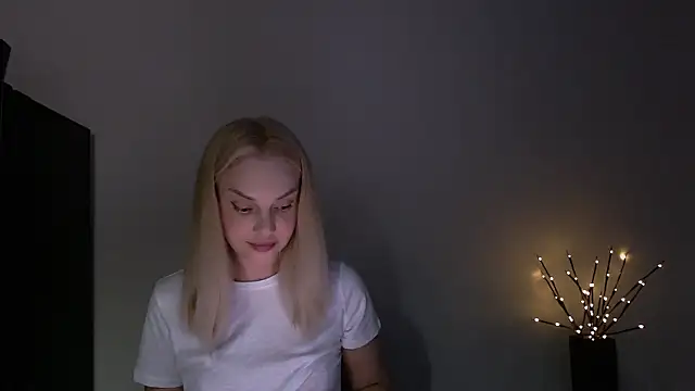 Lia_noo_regrets XXX чат на живо