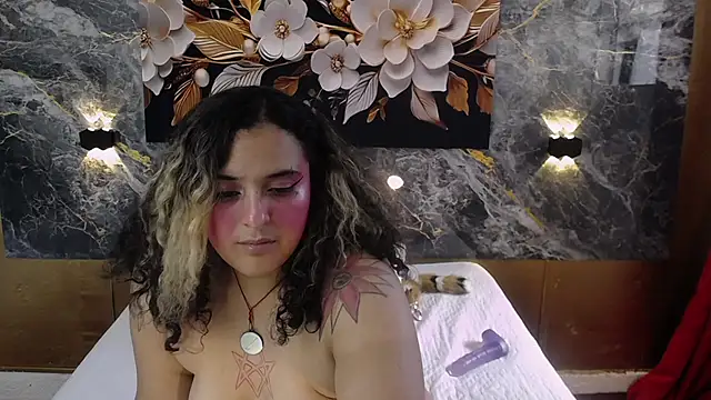 scarletstar616 Chat XXX in diretta