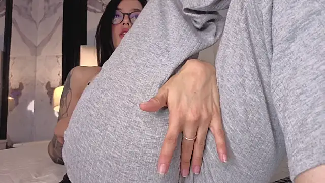 Princess_Violett's Live XXX Chat