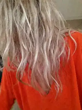 CelynaRoss' Live XXX Chat