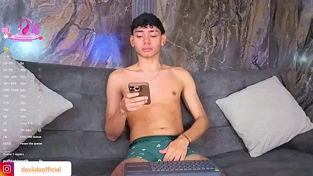 Chat XXX en directo de Daviid_laidd