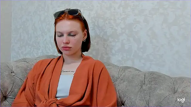 Živý XXX chat Nora_Finch